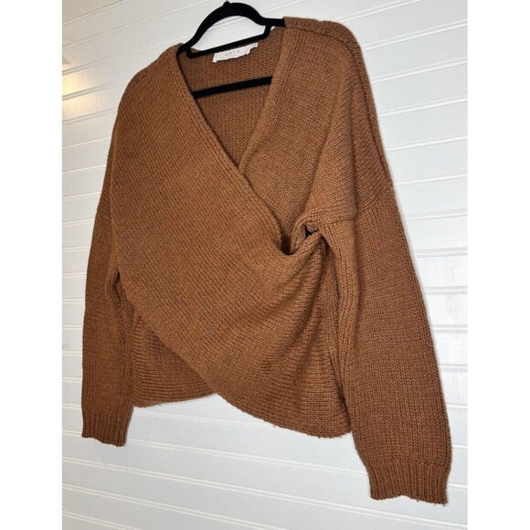 Astr The Label Women's Wrap Front Sweater Size M Rust Surplice V-Neck - Picture 4 of 8